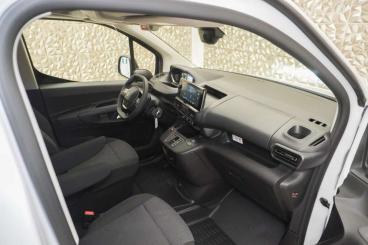 PEUGEOT-PARTNER-267778_5.JPG 