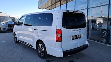 PEUGEOT-TRAVELLER-267478_3.JPG 
