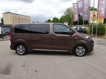 PEUGEOT-TRAVELLER-268168_3.JPG 