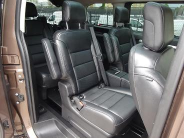 PEUGEOT-TRAVELLER-268168_4.JPG 