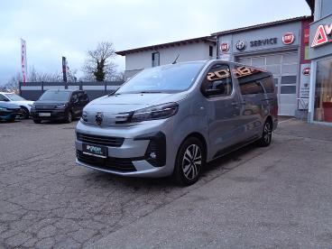 PEUGEOT-TRAVELLER-272063_3.JPG 