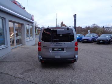 PEUGEOT-TRAVELLER-272063_4.JPG 