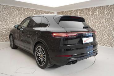 PORSCHE-CAYENNE-279355_5.JPG 