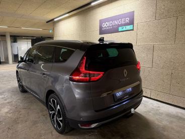 RENAULT-SCENIC-279592_3.JPG 