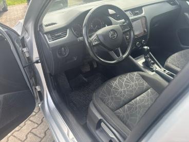 SKODA-OCTAVIA-267551_5.JPG 