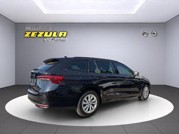 SKODA-OCTAVIA-274281_5.JPG 