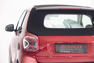 SMART-FORTWO-CABRIO-266793_3.JPG 