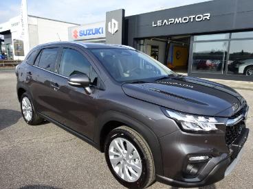 SUZUKI-S-CROSS-262637_1.JPG 