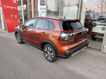 SUZUKI-S-CROSS-263697_4.JPG 