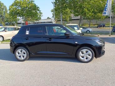 SUZUKI-SWIFT-266033_4.JPG 