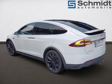 TESLA-MODEL-X-252727_2.JPG 