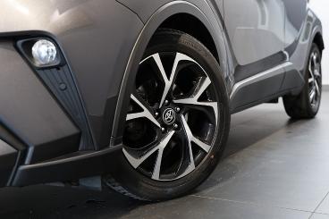 TOYOTA-C-HR-256562_3.JPG 