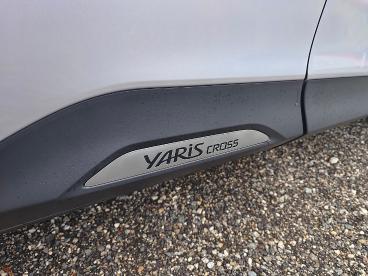TOYOTA-YARIS-269768_5.JPG 