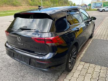 VOLKSWAGEN-GOLF-264896_5.JPG 