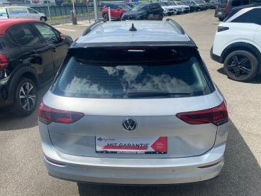 VOLKSWAGEN-GOLF-267556_5.JPG 