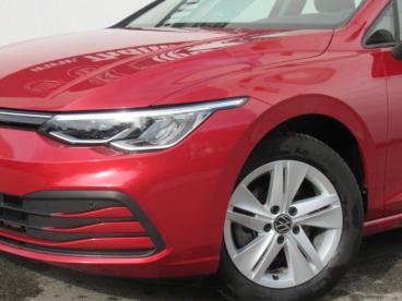 VOLKSWAGEN-GOLF-274634_5.JPG 