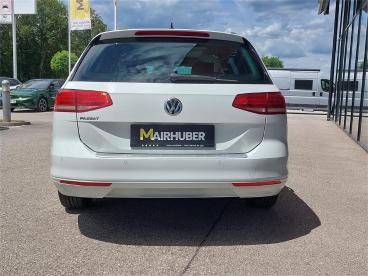 VOLKSWAGEN-PASSAT-271157_3.JPG 