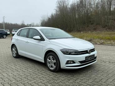 VOLKSWAGEN-POLO-262189_2.JPG 