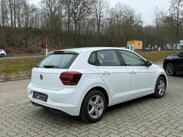 VOLKSWAGEN-POLO-262189_4.JPG 