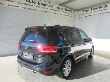 VOLKSWAGEN-TOURAN-249215_5.JPG 