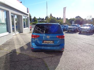 VOLKSWAGEN-TOURAN-249401_3.JPG 