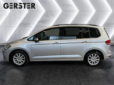 VOLKSWAGEN-TOURAN-269063_3.JPG 