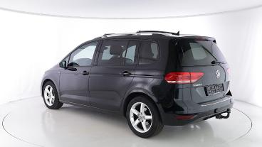 VOLKSWAGEN-TOURAN-281176_3.JPG 