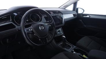VOLKSWAGEN-TOURAN-281176_4.JPG 