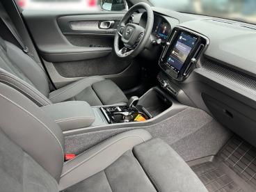 VOLVO-XC-40-266492_5.JPG 