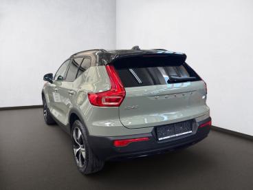 VOLVO-XC-40-275305_2.JPG 