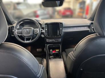 VOLVO-XC-40-275695_5.JPG 