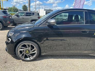 SPOTICAR Abarth 500 Turismo * Pack Design* Pack Winter* Tech Pack* Sou Tweedehands - Citadine Elektrisch Noir - Roeselare - 400360079_4