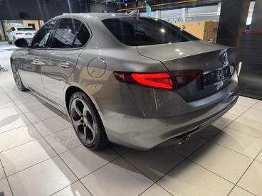 SPOTICAR Alfa Romeo Giulia Super Tweedehands - Berline Diesel Grey - Gilly - 1200362318_4