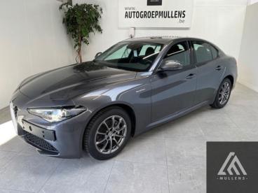 SPOTICAR Alfa Romeo Giulia My2022  Rwd 22 Jtd Aut Super Slecht 25993 Kilomete Tweedehands - Berline Diesel Gris - Halen - 1200373426_1