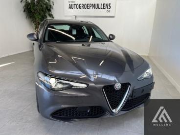 SPOTICAR Alfa Romeo Giulia My2022  Rwd 22 Jtd Aut Super Slecht 25993 Kilomete Tweedehands - Berline Diesel Gris - Halen - 1200373426_3