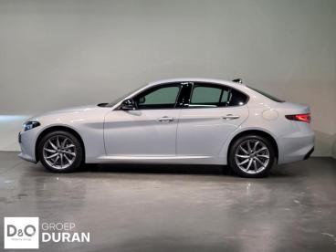 SPOTICAR Alfa Romeo Giulia Sprint 2.0 Turbo 280pk At8 Occasions - Berline Essence Grey - Ieper - 1200381651_2