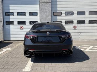 SPOTICAR Alfa Romeo Giulia Quadrifoglio Super Sport 2.9 V6 Bi-turbo Occasions - Berline Essence Black - Gent - 1200385565_4