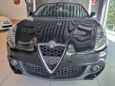 SPOTICAR Alfa Romeo Giulietta Essence Tweedehands - Berline Benzine Black - Herstal - 1200382521_2