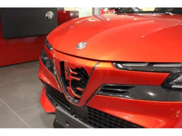 SPOTICAR Alfa Romeo Junior Ibrida Intensa - Full Occasions - Berline Hybride Red - Turnhout - 1200365730_5