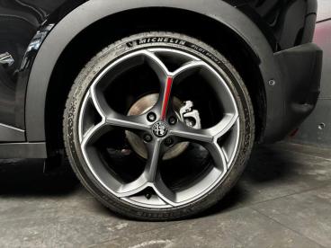 SPOTICAR Alfa Romeo Junior Elettrica Veloce 280 Ch. Occasions - Hatchback Electrique Black - Chaineux - 1200371951_5