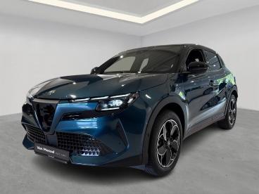 SPOTICAR Alfa Romeo Junior 1.2 Hybrid 145 Edct6 Ibrida Speciale Occasions -  Essence Blauw - Hasselt - 1200377235_1
