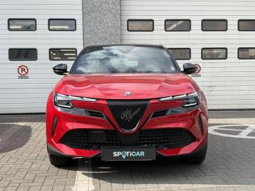 SPOTICAR Alfa Romeo Junior 1.2 Ibrida - Pano Dak - 180° Camera - 360° Sensore Tweedehands -  Hybrid Red - Gent - 1200382562_2