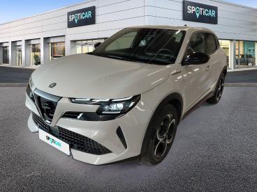 SPOTICAR Alfa Romeo Junior 1 1.2 Hybrid 145 Edct6 Ibrida Speciale Occasions - Hatchback Essence Beige - Wijnegem - 1200389581_1