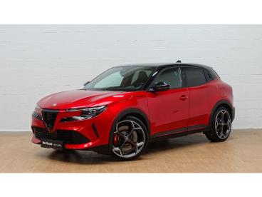 SPOTICAR Alfa Romeo Junior Bev 280 - 54 Kwh Elettrica 280 Veloce Verwacht Occasions - Hatchback Electrique Rood - Hasselt - 1200395508_1