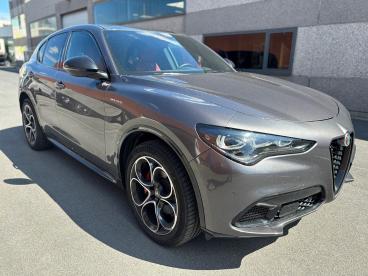 SPOTICAR Alfa Romeo Stelvio Veloce 2.0 Turbo Q4  Automaat *pano Dak*trekhaak* Occasions - Berline Essence Gris - Brugge - 400358020_1