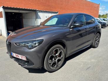 SPOTICAR Alfa Romeo Stelvio Veloce 2.0 Turbo Q4  Automaat *pano Dak*trekhaak* Occasions - Berline Essence Gris - Brugge - 400358020_4