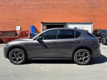 SPOTICAR Alfa Romeo Stelvio Veloce 2.0 Turbo Q4  Automaat *pano Dak*trekhaak* Occasions - Berline Essence Gris - Brugge - 400358020_5