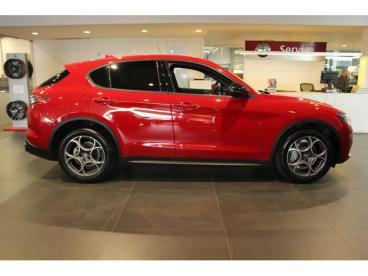 SPOTICAR Alfa Romeo Stelvio Sprint 2.2 Diesel 160 Pk Occasions - Berline Diesel Red - Turnhout - 1200364540_4
