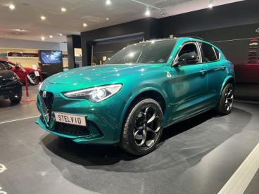 SPOTICAR Alfa Romeo Stelvio Quadrifoglio Occasions - Berline Essence Green - Turnhout - 1200365581_1