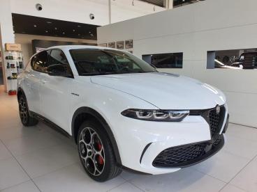 SPOTICAR Alfa Romeo Tonale Veloce Plug-in Tweedehands -  Hybrid White - Herstal - 1200327461_2
